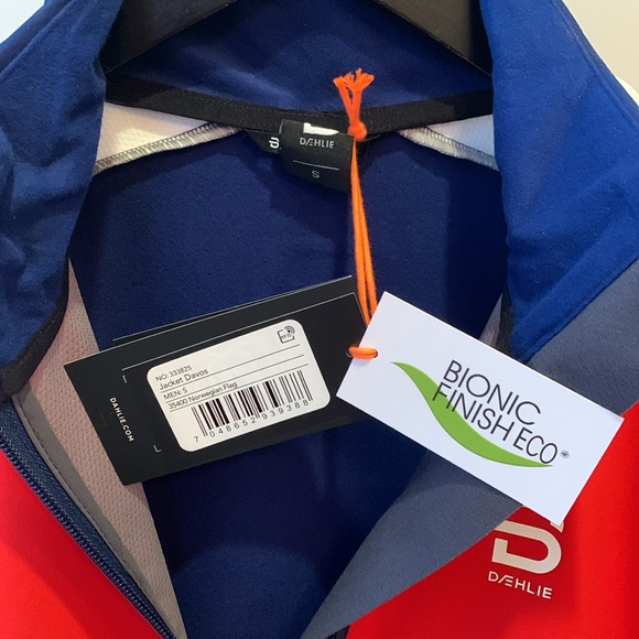 BNWT - Daehlie Davos Shell Jacket - Picture 3 of 4